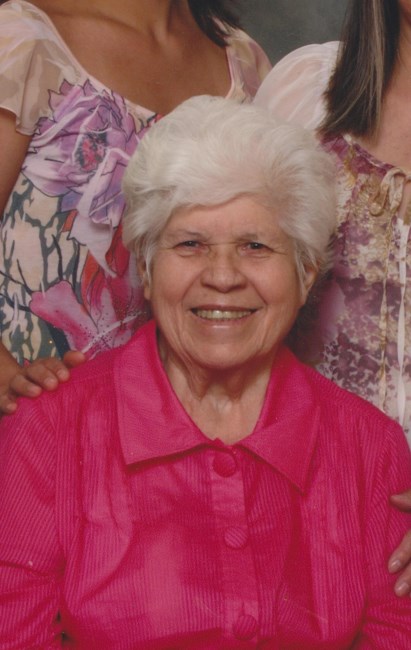 Obituario de Estela "Mali" Flores