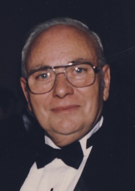 Avis de décès de Mr. Stephen Sikoutris