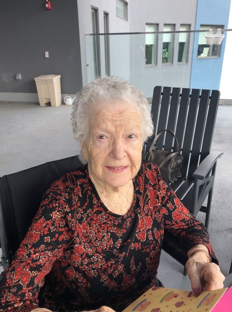 Avis de décès de Madeleine Mainville