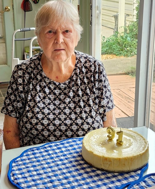 Obituary of Leona Elizabeth Green