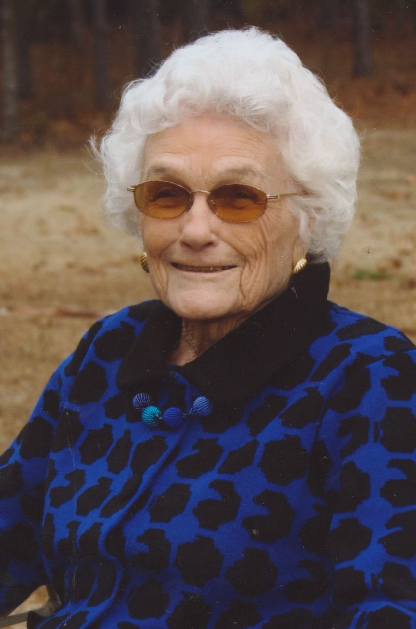 Obituary of Nanilou Tucker Holloway