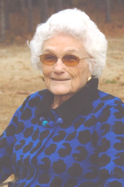 Obituary of Nanilou Tucker Holloway