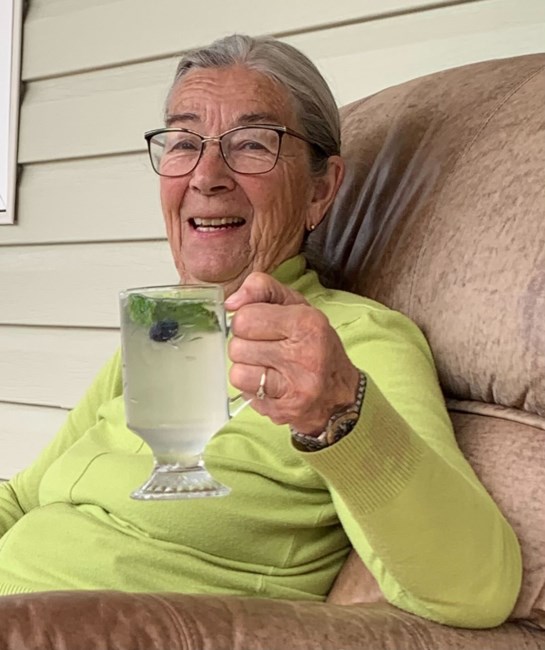 Obituary of Rose Marie (Roos) Bakker