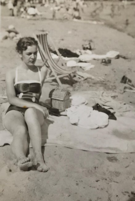 Obituary of Joan Elaine Wallis