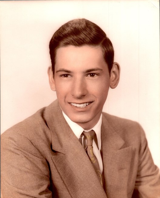 Obituario de Edward Mociolek