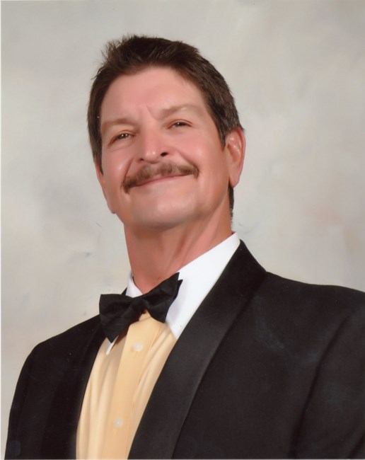 Obituario de Michael James Wiggins