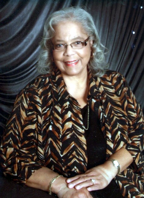 Avis de décès de Rayna Lawren Woodford