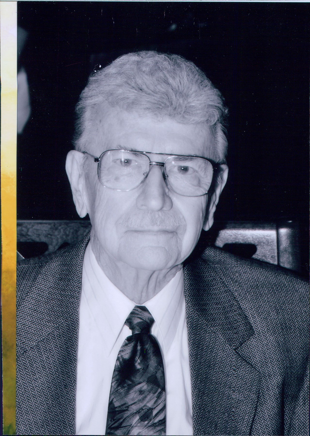 Avis de décès de William G. Hansen