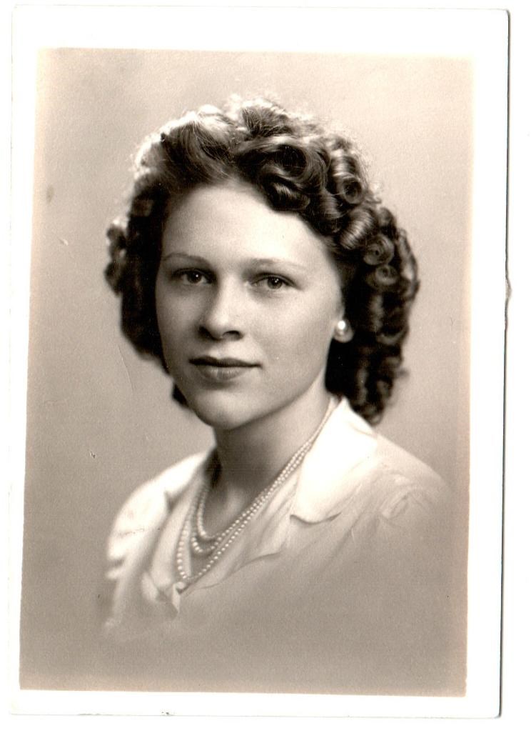 Obituary of Ardith "Artie" Pauline Siegrist