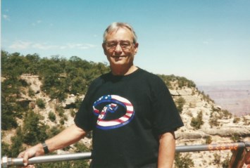 Obituary of Dennis Van Tash