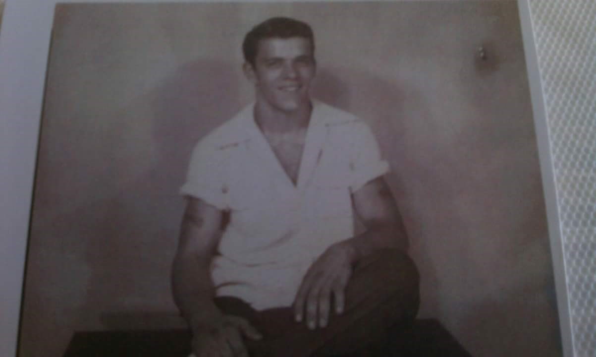 Obituary of Lawrence Edgar Dunnigan