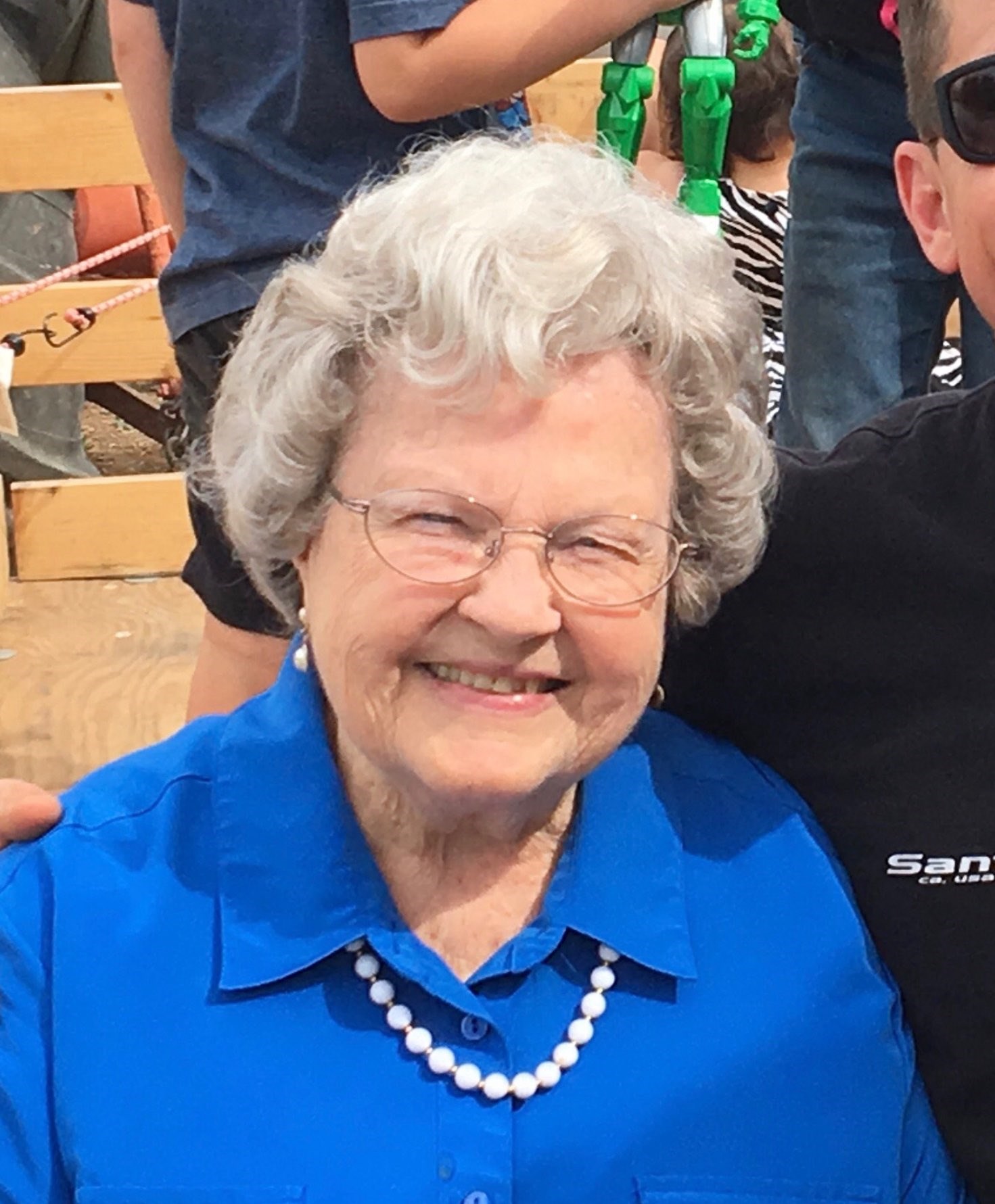 Elaine Richards Obituary - Dinuba, CA