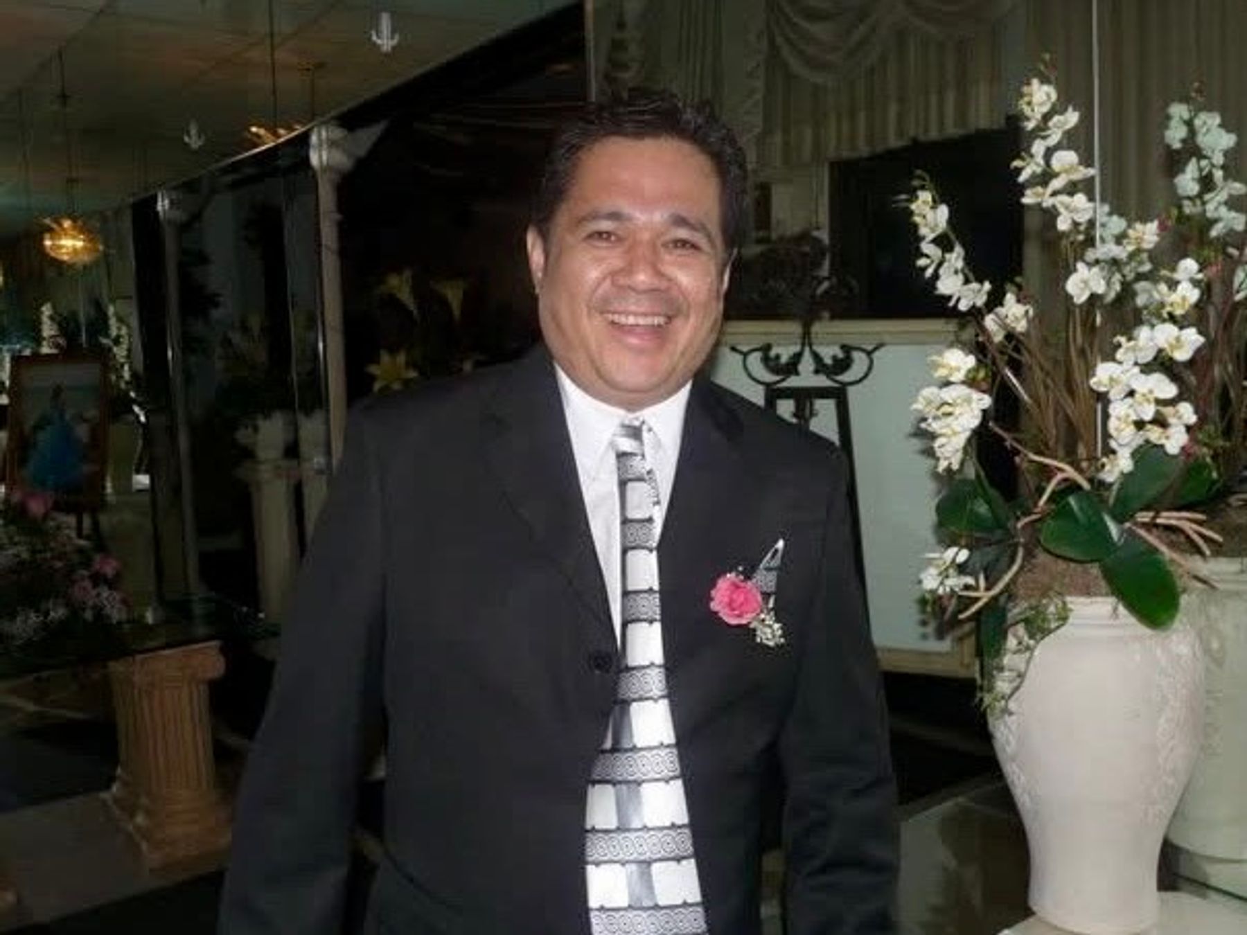 Obituary of Manuel Gustavo Salazar