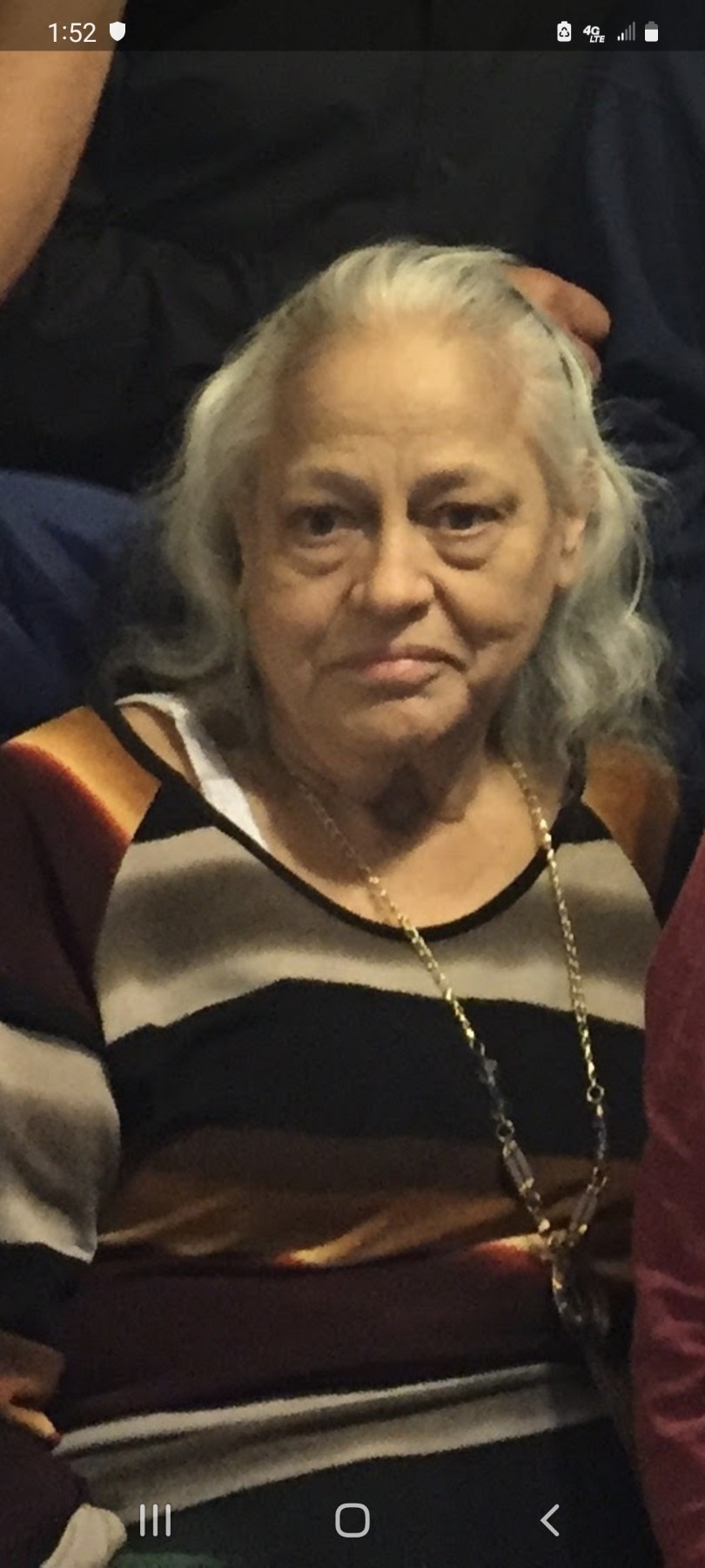 Avis de décès de Esther L Monroy