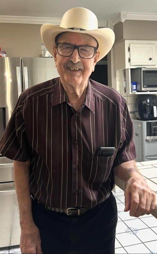 Obituario de Delfino Olivarez