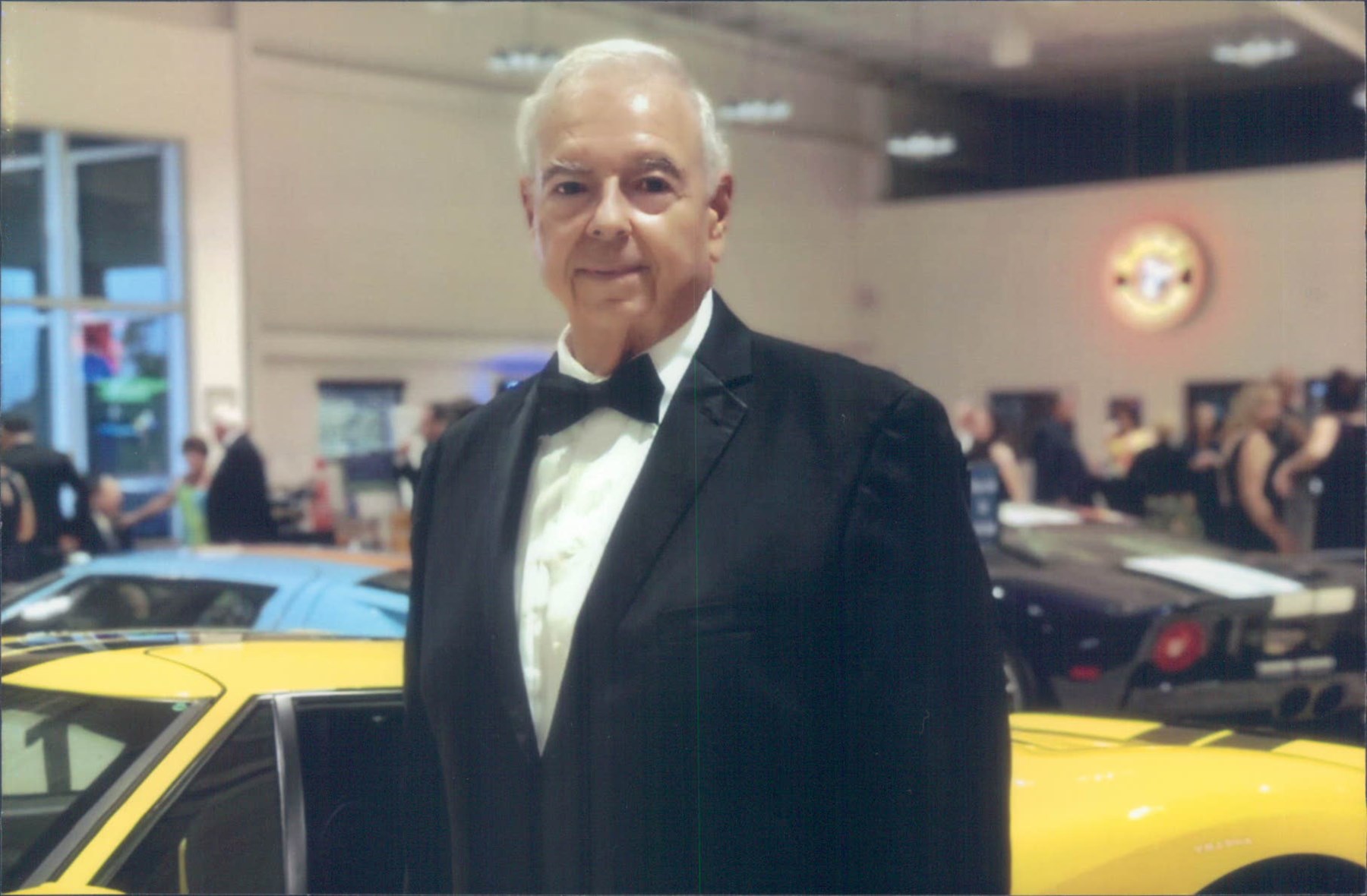 Obituary of Robert W. Kelley