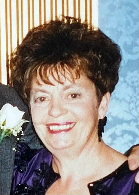 Obituary of Phyllis Lyden