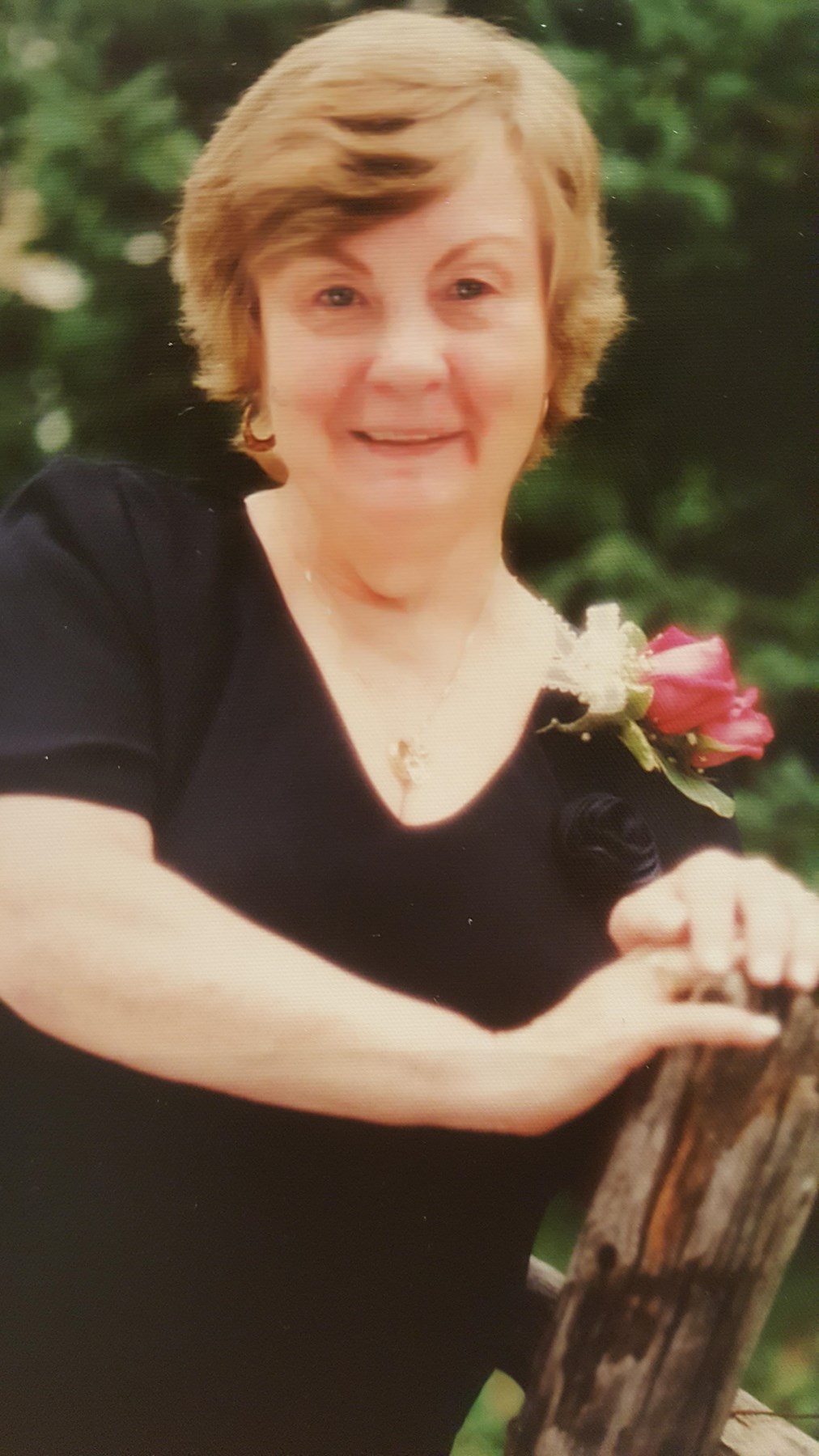 Obituario de Dorothy Helen Dennis