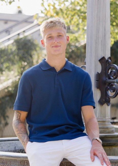 Obituary of Holden Trent