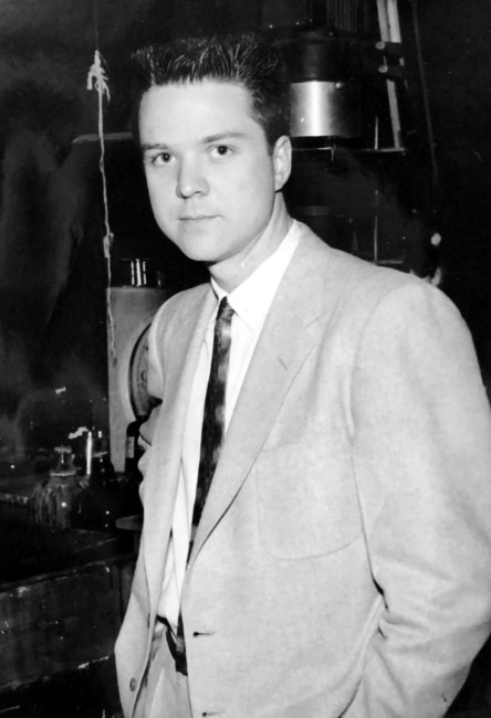 Obituary of Paul E. Bateman