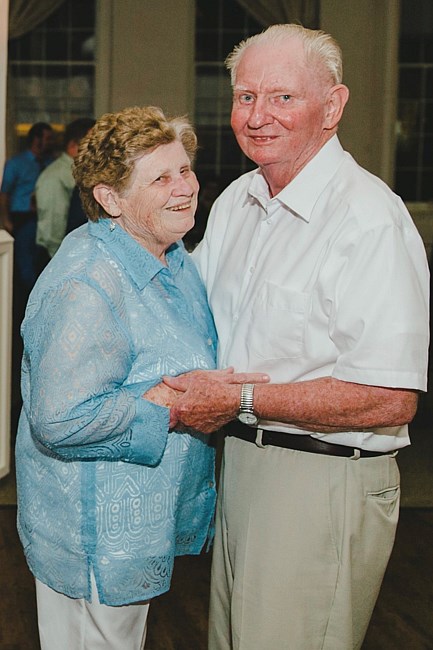 Avis de décès de Dorothy and Robert Buzzard