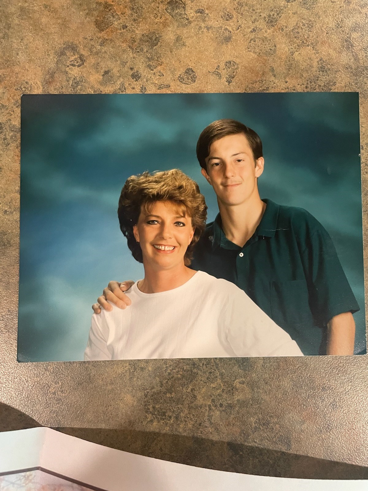 Obituario de Mona Jane Leach