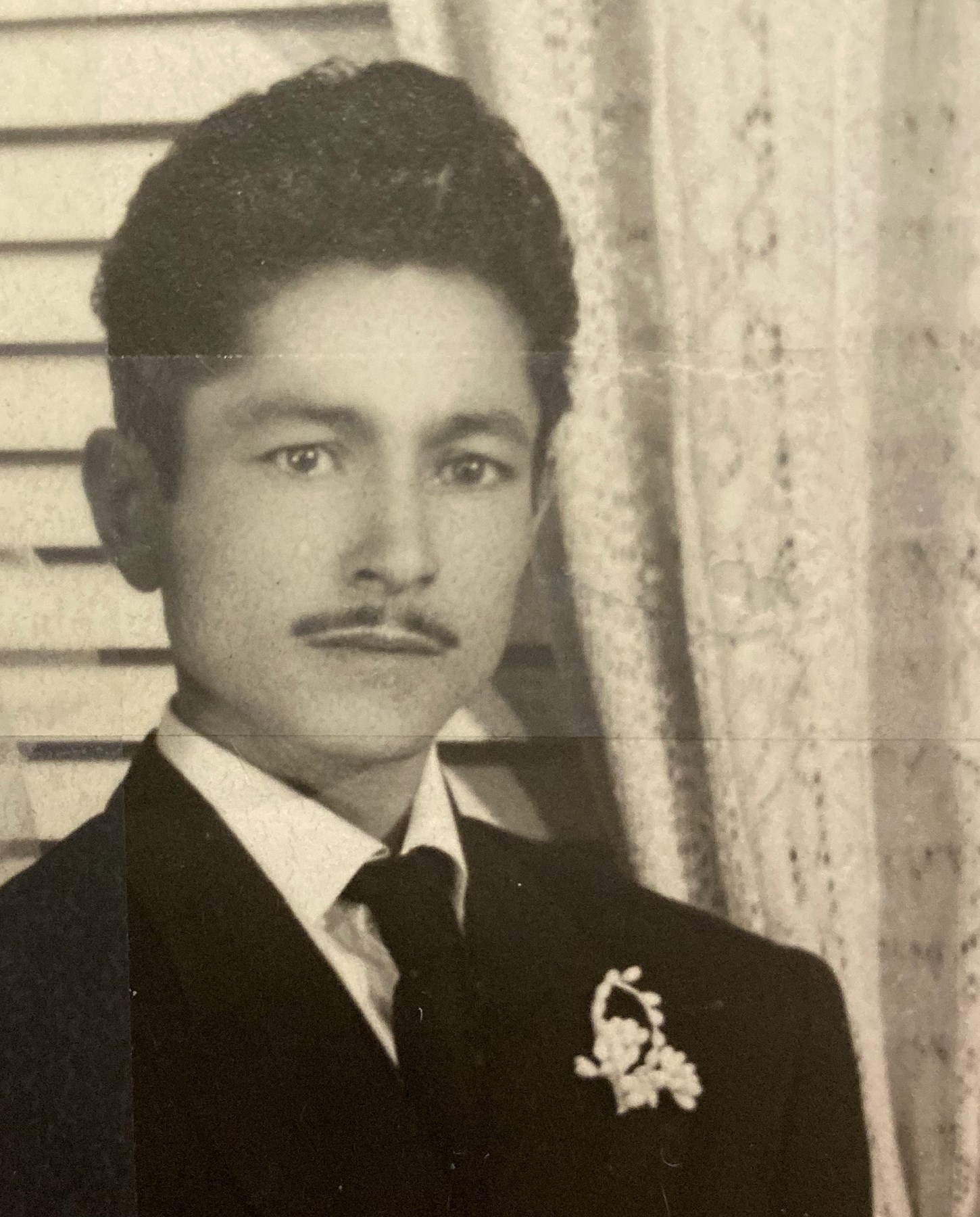 Obituary of Amado Roman Munoz