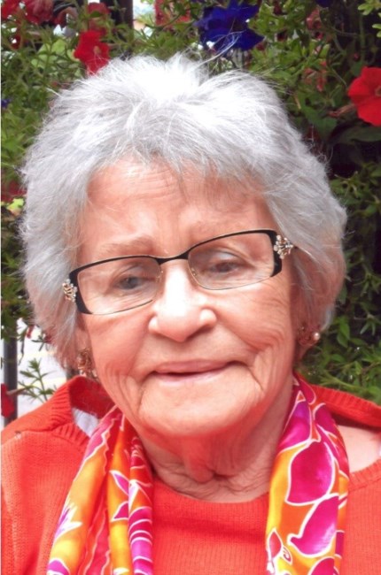 Obituario de Dorothy E. Besant