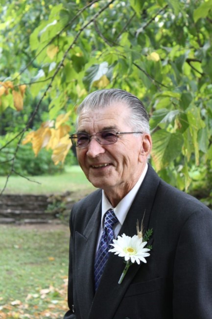 Obituary of Kenneth Walter Dick