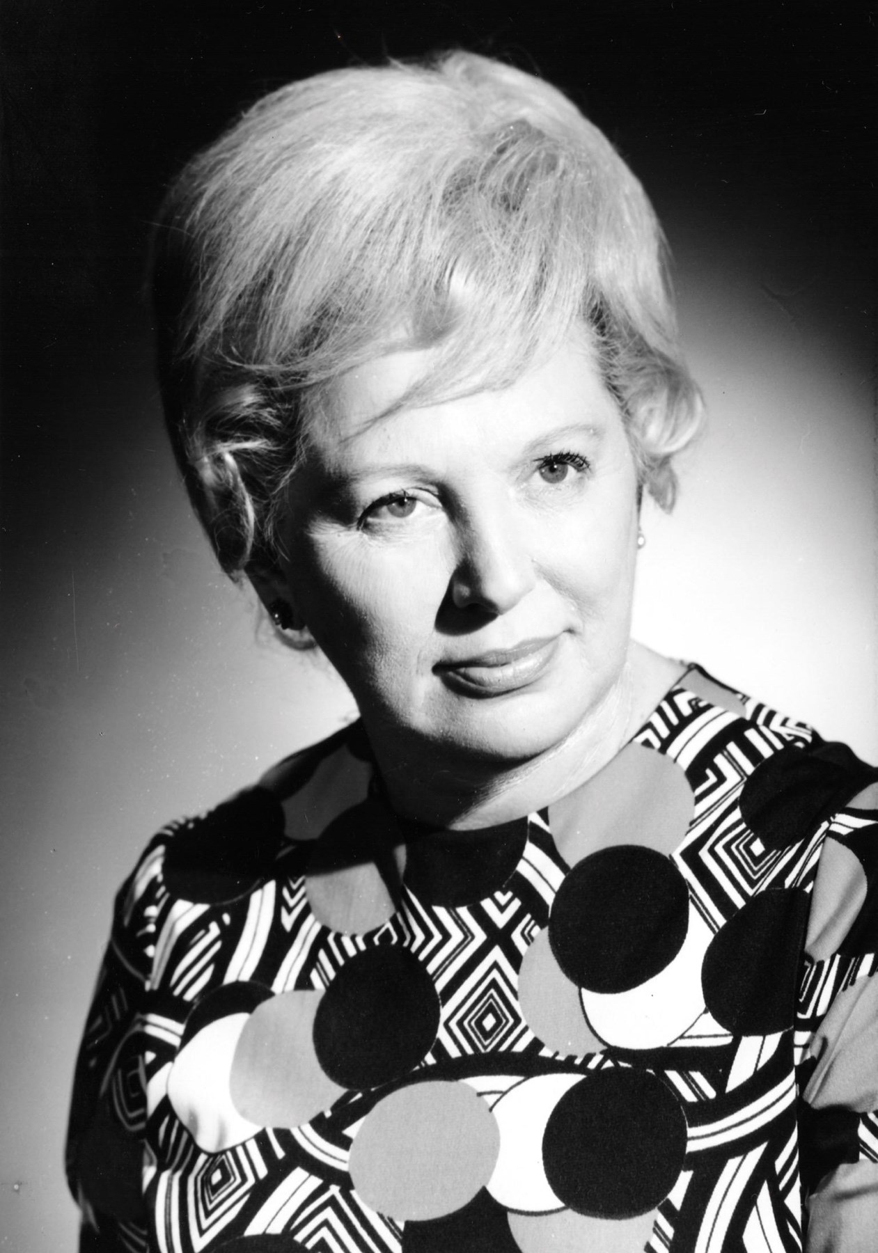 Obituary of Sylvia Schwartz