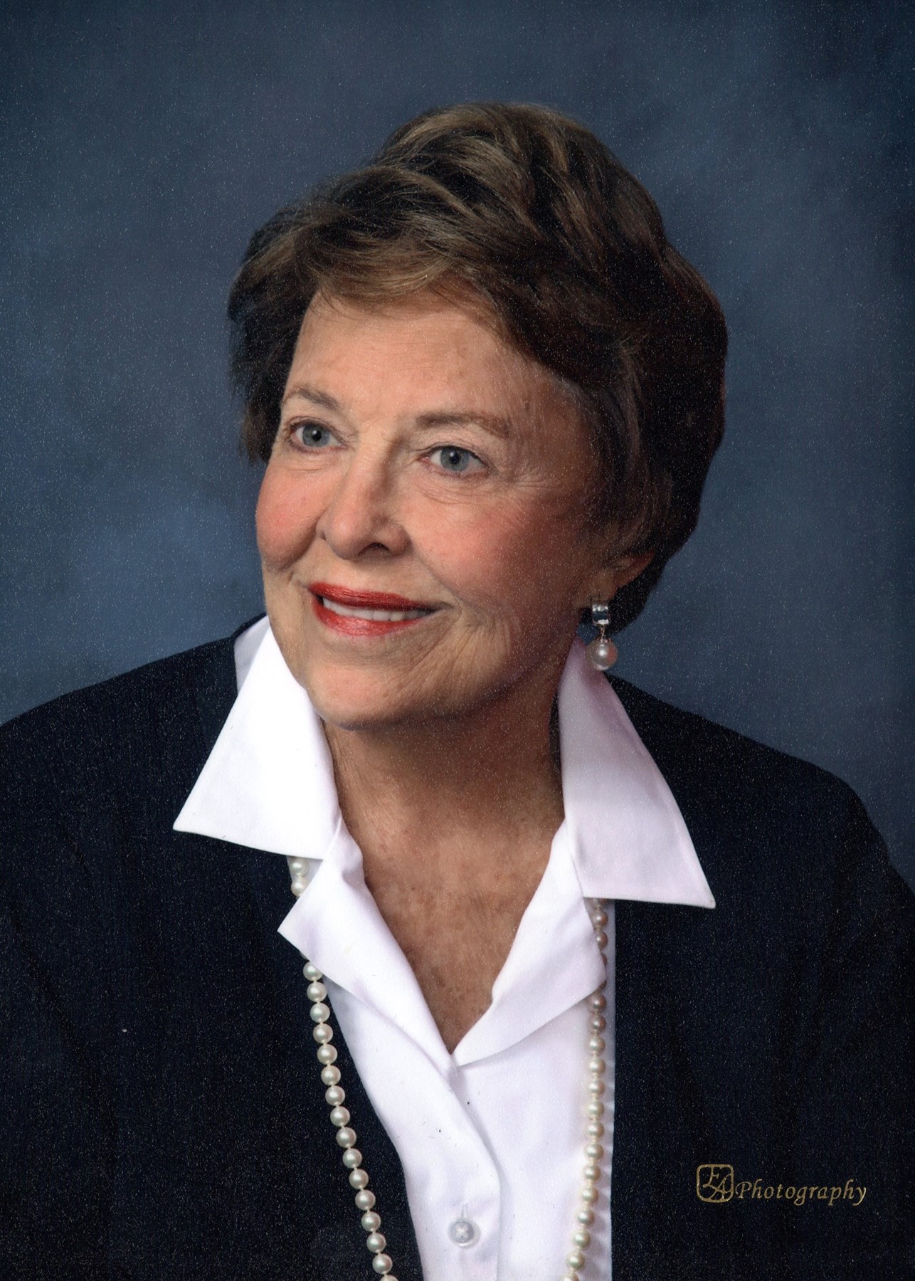 Obituary of Gloria Mackin Albrittain