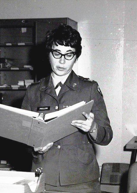 Obituario de Leona Carol (Phillips) Crow