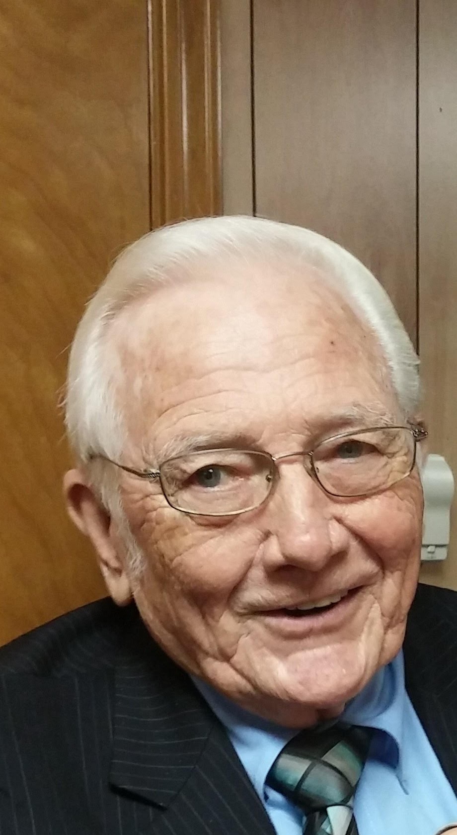 Obituary of Kenneth E. Gibson