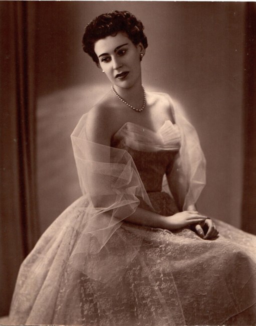 Obituary of Lieselotte F. Vance