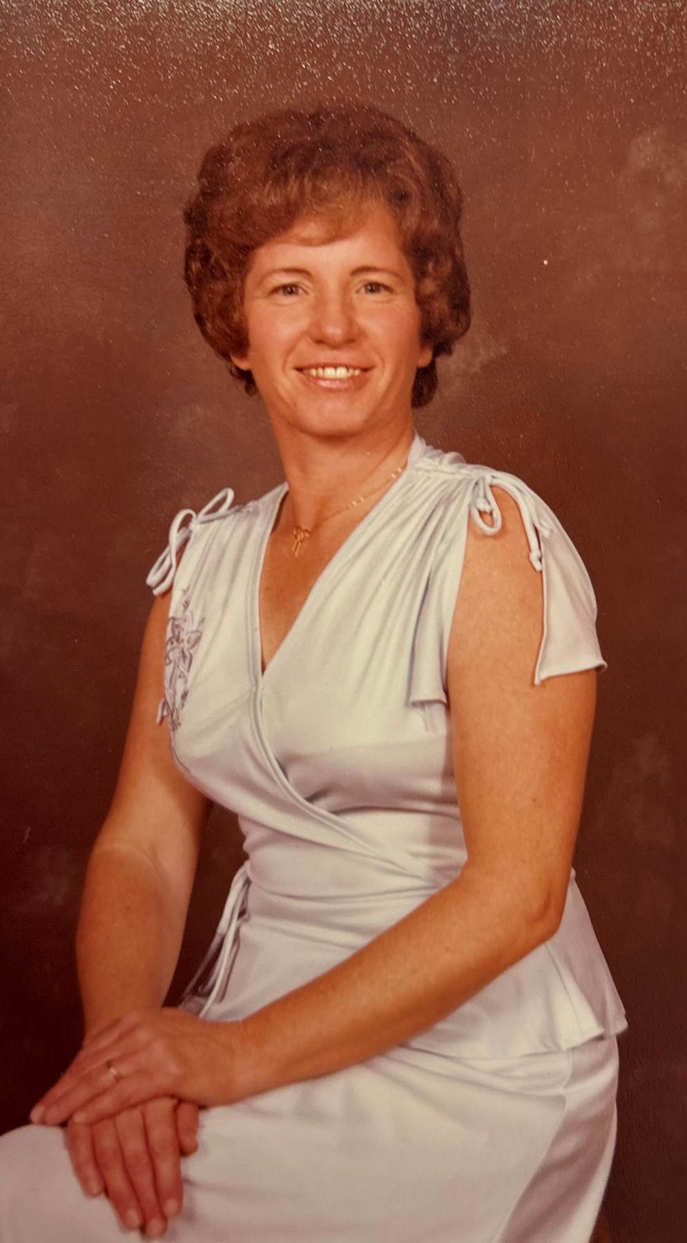 Avis de décès de Delores Mae Champion