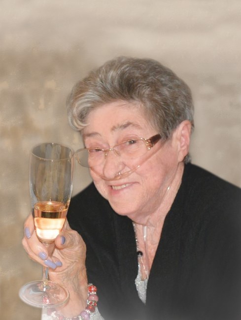 Obituary of Yvonne Levesque