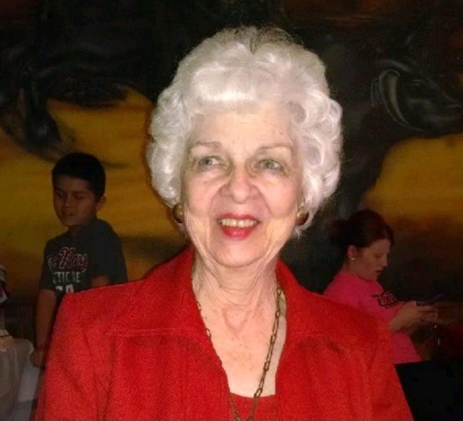 Obituary of Ruth Graff Strausser