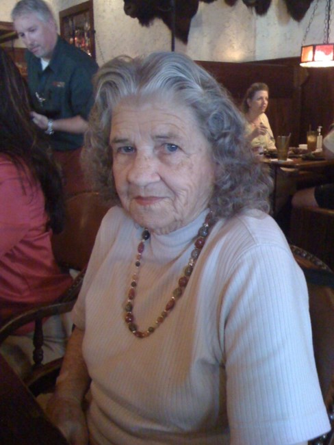 Obituary of Dorothy E. Stowe