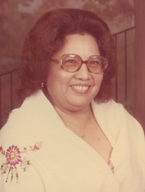 Obituary of Nieves Benavides