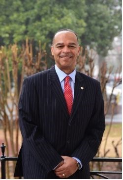 Avis de décès de Dr. Lanze Jeffrey Thompson Sr.