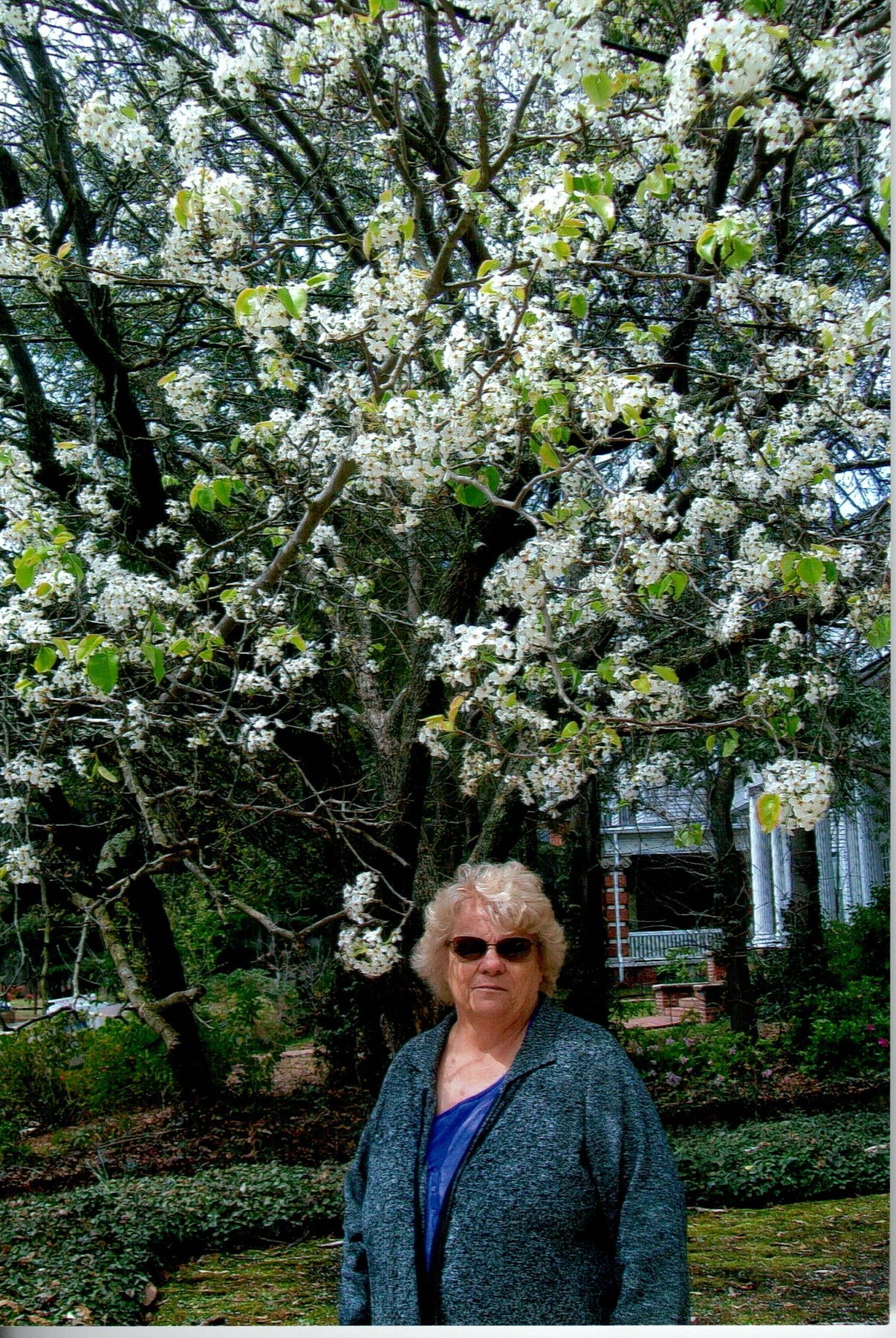 Obituary of Sally E. Hart