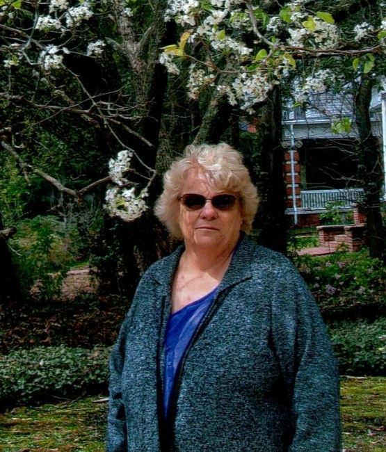 Obituary of Sally E. Hart