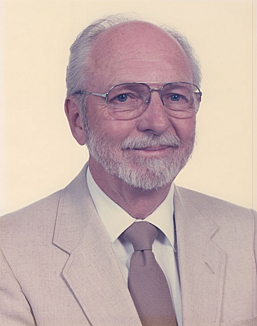 Obituario de Henry "Cap" Eugene Proal