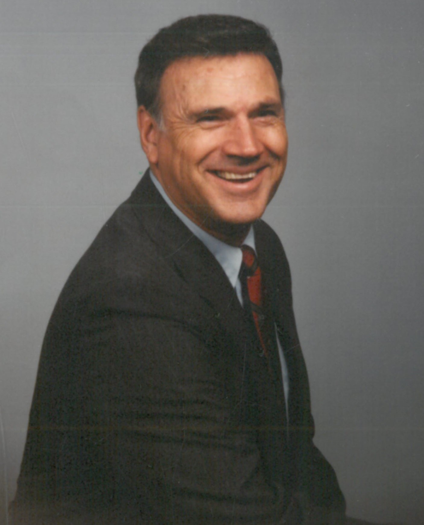 Obituary of Cecil Lee Walker