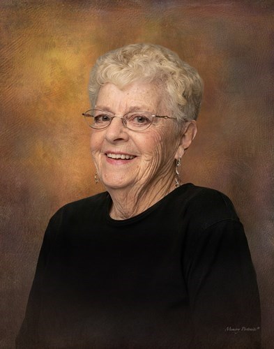 Obituary of Carolyn Marshall Holbrook