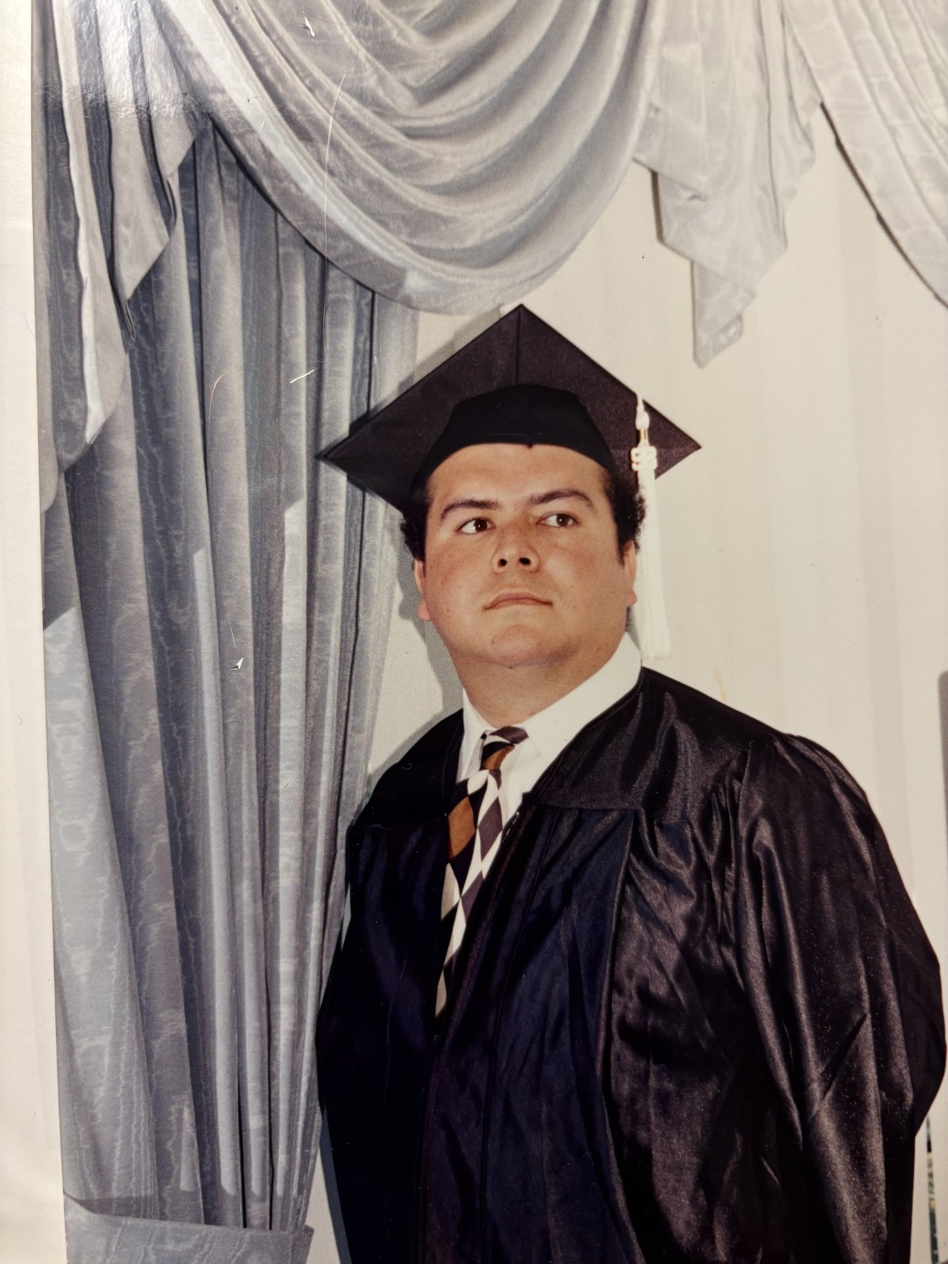 Obituary of Hector De Casas