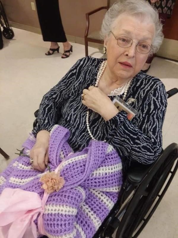 Obituary of Mazie B. Gibson