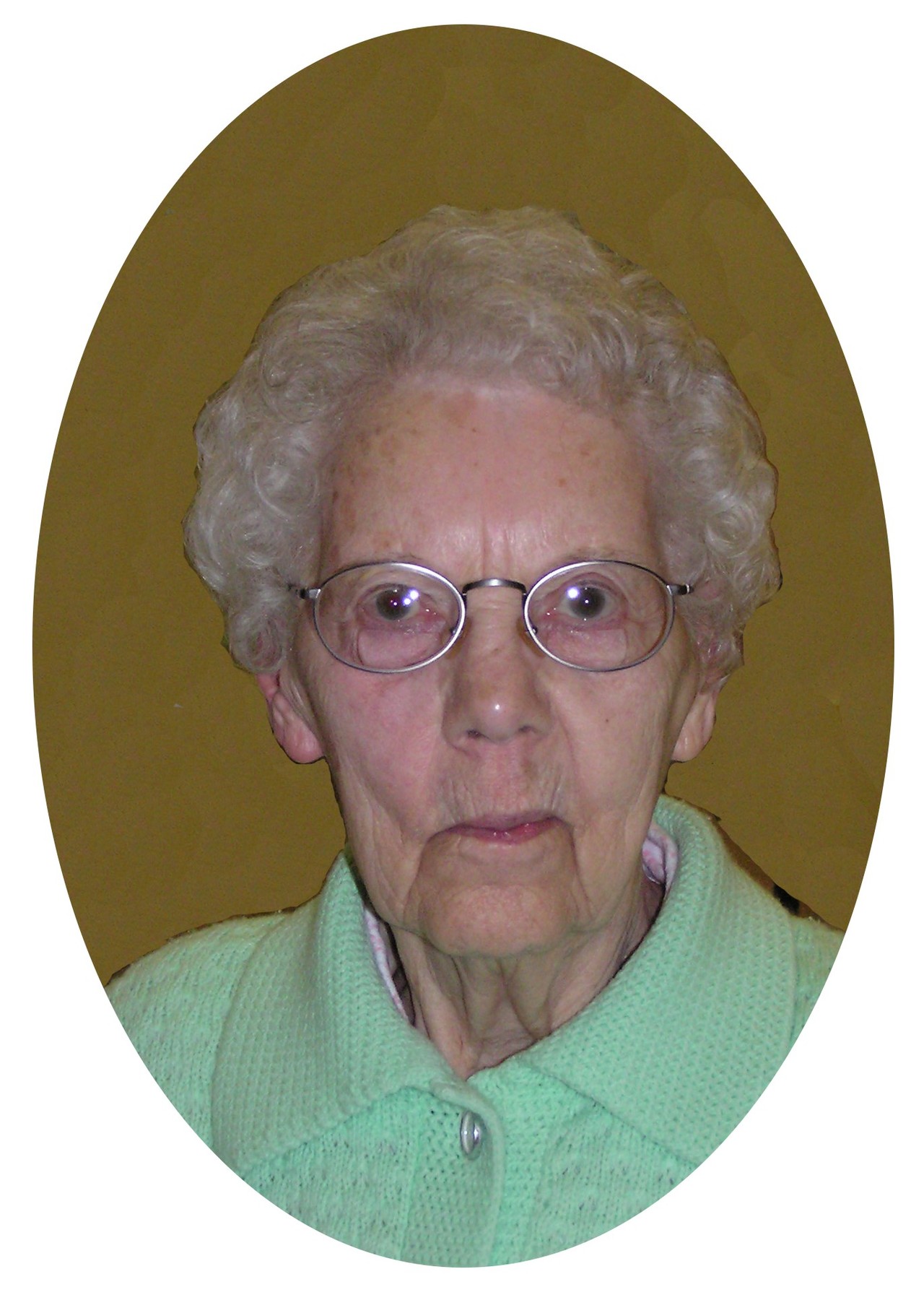 Vera Bowen Obituary Port Alberni Bc Tad, gwr, athro iaith y nefoedd a chwaraewr golff gwael iawn ac aelod o @ygerddorfauke un o'r 48%. vera bowen obituary port alberni bc