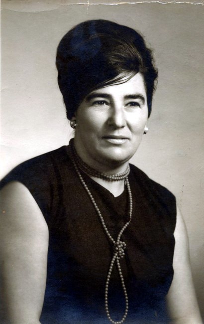 Obituary of Maria Lourdes Alcaide Olano