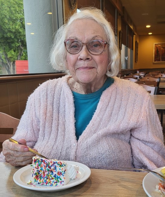 Obituary of Betty J Howard